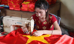 Thổi hồn cho cờ đỏ - sao vàng của Tổ quốc