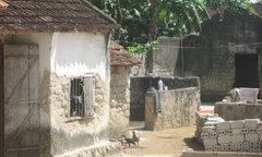 Chiêm ngưỡng những ngôi nhà được xây bằng vỏ sò