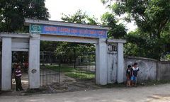 Học sinh hoang mang vì bị đâm bằng vật nhọn nghi có HIV