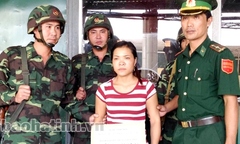 Clip: Bắt giữ đối tượng mang lệnh truy nã về tội buôn người