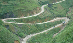 Vượt đèo an toàn, tài xế phải thực hiện  "4 không "?