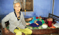 Hoàn cảnh thương tâm của 2 cụ già neo đơn