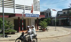 Két sắt chứa 300 triệu đồng tiền lương không cánh mà bay