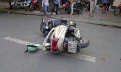 Người đi đường vô cảm trước tính mạng của người gặp nạn