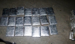 Triệt phá đường dây mua bán 40 bánh cần sa từ Lào về Việt Nam