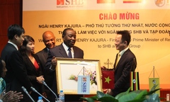 Phó Thủ tướng Uganda tới thăm, làm việc với SHB và Tập đoàn T&T