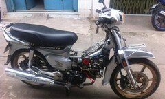 Ngắm Honda Dream với dàn đồ chơi cực khủng