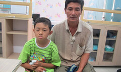 Điều tra vụ nổ đồ chơi, bé trai 11 tuổi vỡ thủy tinh thể