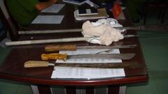 Nghẹt thở truy đuổi nhóm côn đồ dùng mã tấu “xử” nhau trên đường