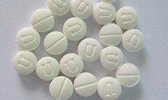 Nhiều thiếu niên Sài Gòn bị tâm thần vì nghiện... thuốc ho