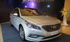 Đọc vị đối thủ mới, giá ngon của Toyota Camry ở Việt Nam