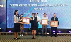 SHB được Ủy ban CKNN và HNX tôn vinh