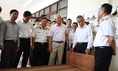 Trao tặng 1.000 chiếc giường cho quân dân huyện đảo Trường Sa