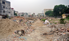 Hà Nội  "đục " thông đường từ Bảo tàng Dân tộc học ra Cầu Giấy