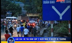 Clip: Xe tải tông nhau, húc sập 2 ngôi nhà, 9 người nhập viện