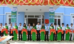 Vietcombank trao tặng công trình trạm y tế Quảng Trạch