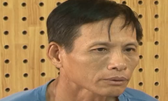 Clip: Tên trộm chuyên móc cốp xe trước cổng trường học