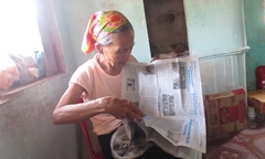 Clip: Cụ bà khó khăn vẫn nhường suất hộ nghèo cho người  khác