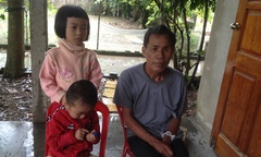 Vợ nguy kịch vì bị chồng tưới xăng dọa giết