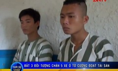 Clip: Ma men chặn xe ô tô trấn tiền