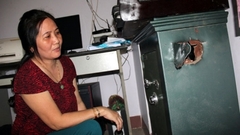 Trộm đục két sắt lấy đi 13 cây vàng