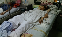 Clip: Gia đình khánh kiệt vì mua máu cứu con