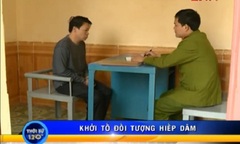Clip: Khởi tố “ông chủ” giở trò đồi bại với nhân viên