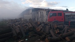 Cháy lớn tại nhà máy sấy gỗ suốt 3 giờ