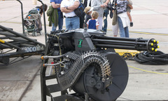 Uy lực pháo 6 nòng “siêu lợi hại” đạt 6000 phát/phút