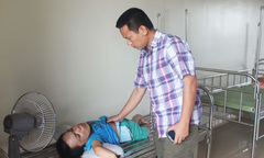 Người nặng lòng với những mảnh đời khuyết tật