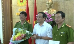 Khen thưởng ban chuyên án bắt giữ kẻ đâm “vùng kín” nhiều phụ nữ