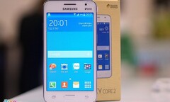 5 smartphone giá rẻ đối thủ của Lumia 535