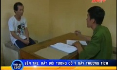 Video: Bắt gã làm công dùng kéo đâm vào cổ bà chủ