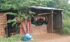 Gã cha dượng đồi bại hiếp dâm khiến con riêng của vợ có thai