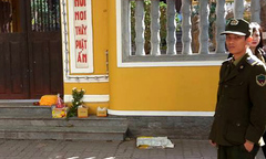 Phát hiện xác bé sơ sinh trước cổng chùa Quán Sứ cùng lời xin lỗi