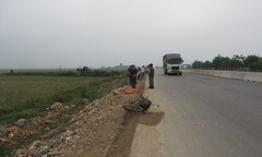 Xe khách tông xe đạp, một người tử vong