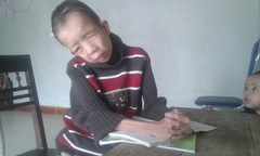 Cậu bé tật nguyền và ước mơ khám phá thế giới