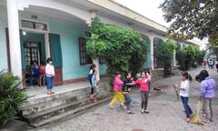 Một ngôi trường xã phấn đấu đạt chuẩn