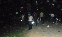 Bí ẩn xác chết chân tay bị trói chặt trôi lập lờ trên sông