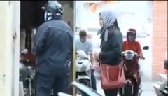 Video: Camera giấu kín - Đừng để bé mồ côi P1/2