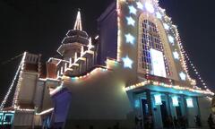 Huế: Nô nức đón Giáng sinh trong giá rét 