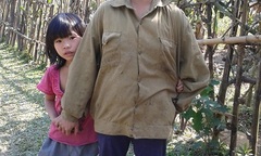  "Tôi không bán con. Vì nghèo nên tôi đành phải cho người ta... "