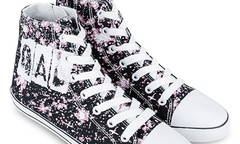 Đa dạng giày thể thao dành riêng cho các bạn gái