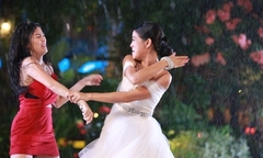 Bi hài người thứ 3 đến đánh ghen...