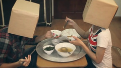 Em rất khổ tâm vì bị nghi ngờ… “sống thử”