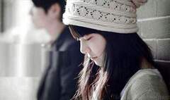 Anh có quyền  "lả lơi " nhưng em thì phải đoan trang?