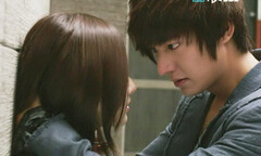 Sống trong địa ngục khi gây chuyện tày đình trong 3 năm chồng đi xa