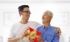 Sốc với món quà nước ngoài của chàng rể quý