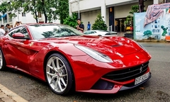 “Lóa mắt” vì dàn siêu xe trăm tỷ của Cường Đô la