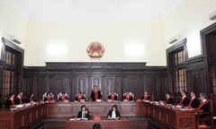 Thí điểm áp dụng trang phục xét xử của Thẩm phán từ hôm nay